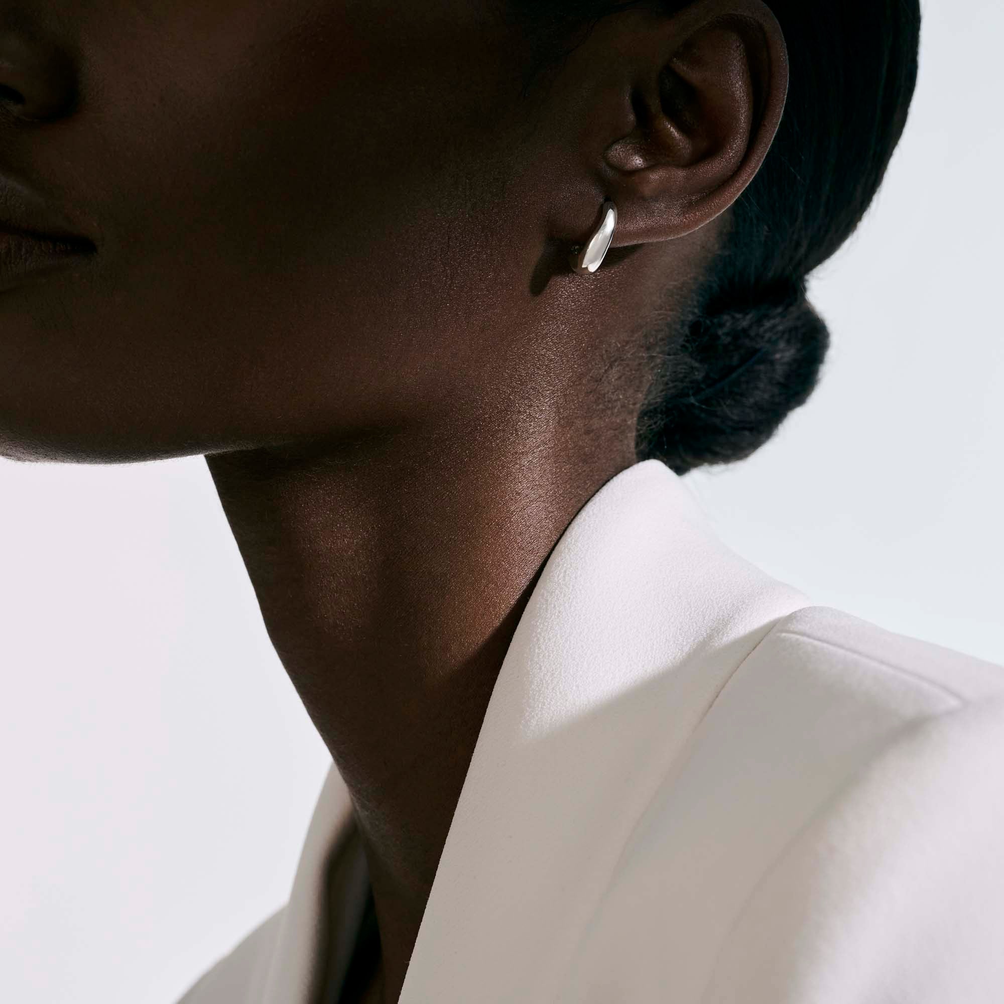 Surf J Hoop Earring, Sterling Silver, 15.5MM|EB901123 - Image 5
